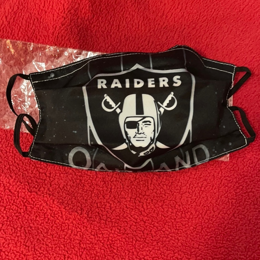 New Oakland Raiders face mask